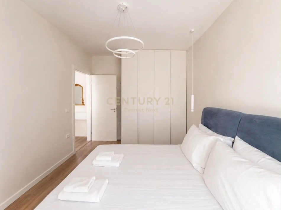 Tirane, jepet me qera apartament 1+1 Kati 8, 60 m² 1.100 € 
