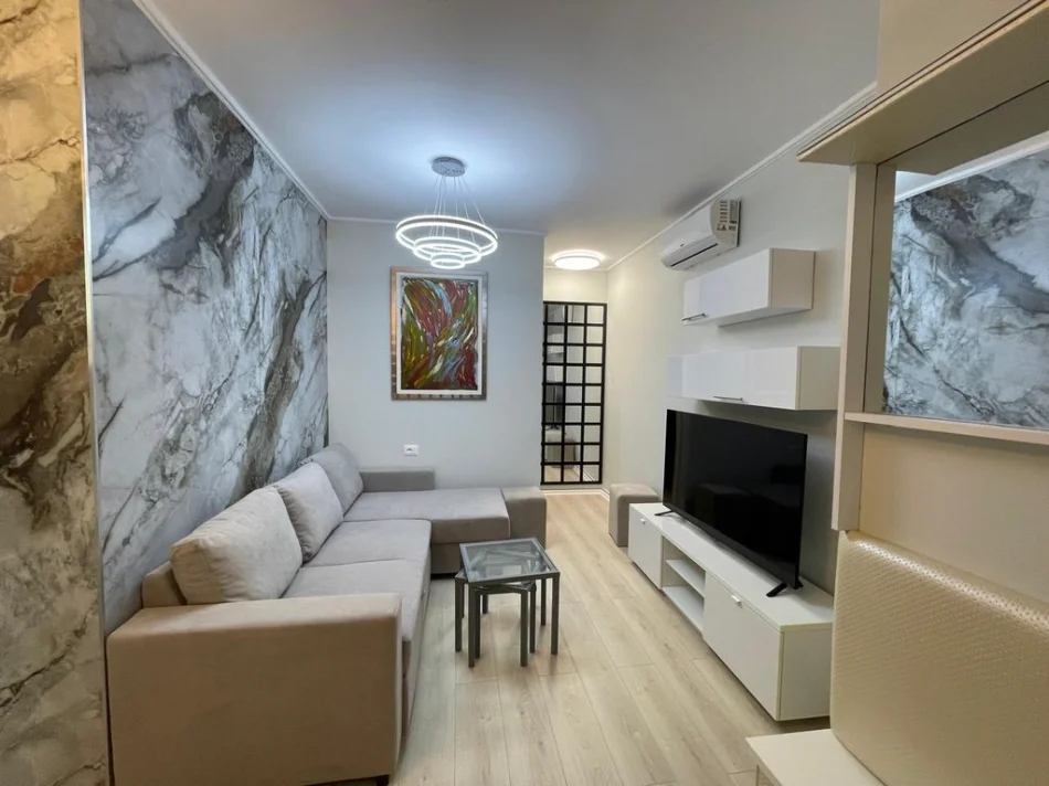 Tirane, shitet apartament 2+1 Kati 4, 60 m² (Tregu Elektrik)