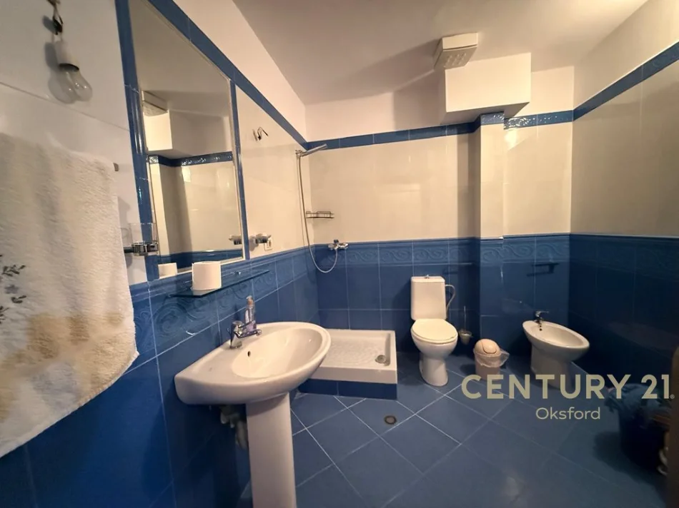 Tirane, jepet me qera apartament 1+1 Kati 3, 62 m² 500 € (21 dhjetori)