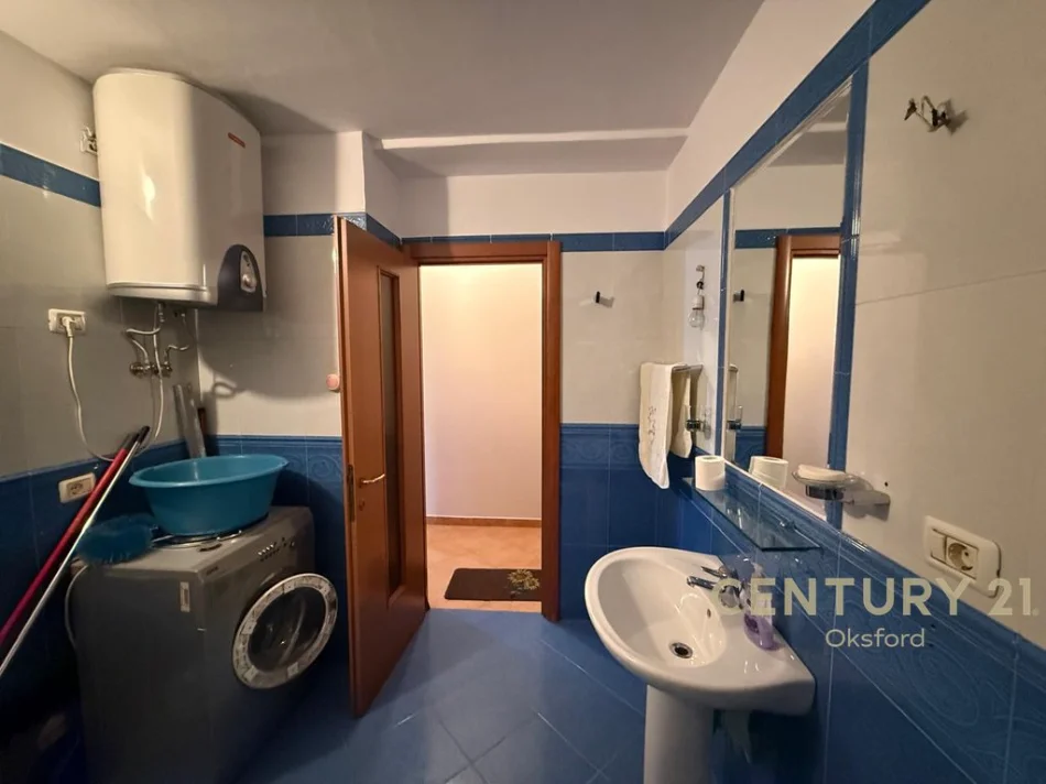 Tirane, jepet me qera apartament 1+1 Kati 3, 62 m² 500 € (21 dhjetori)
