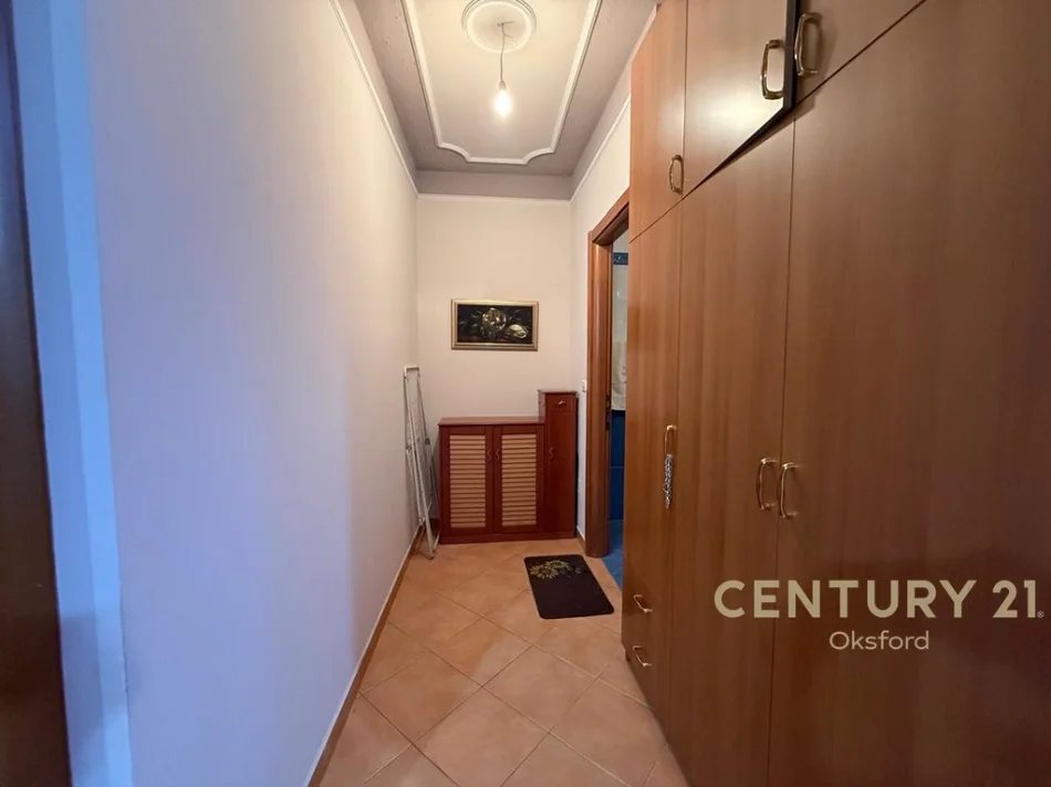 Tirane, jepet me qera apartament 1+1 Kati 3, 62 m² 500 € (21 dhjetori)