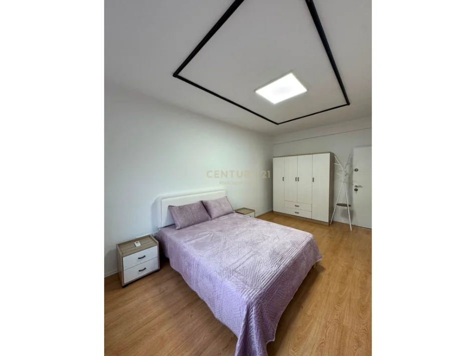 Tirane, jepet me qera apartament 1+1 Kati 3, 45 m² 550 € (rruga e durresit)