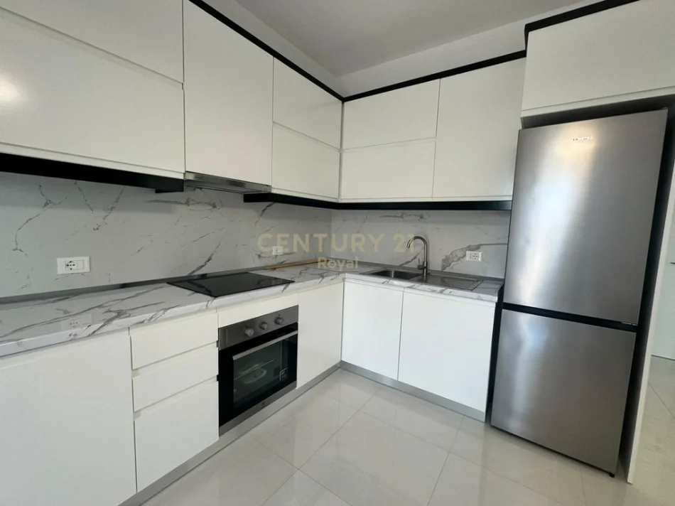 Tirane, jepet me qera apartament Kati 1, 100 m² 550 € (Sauk i Ri)