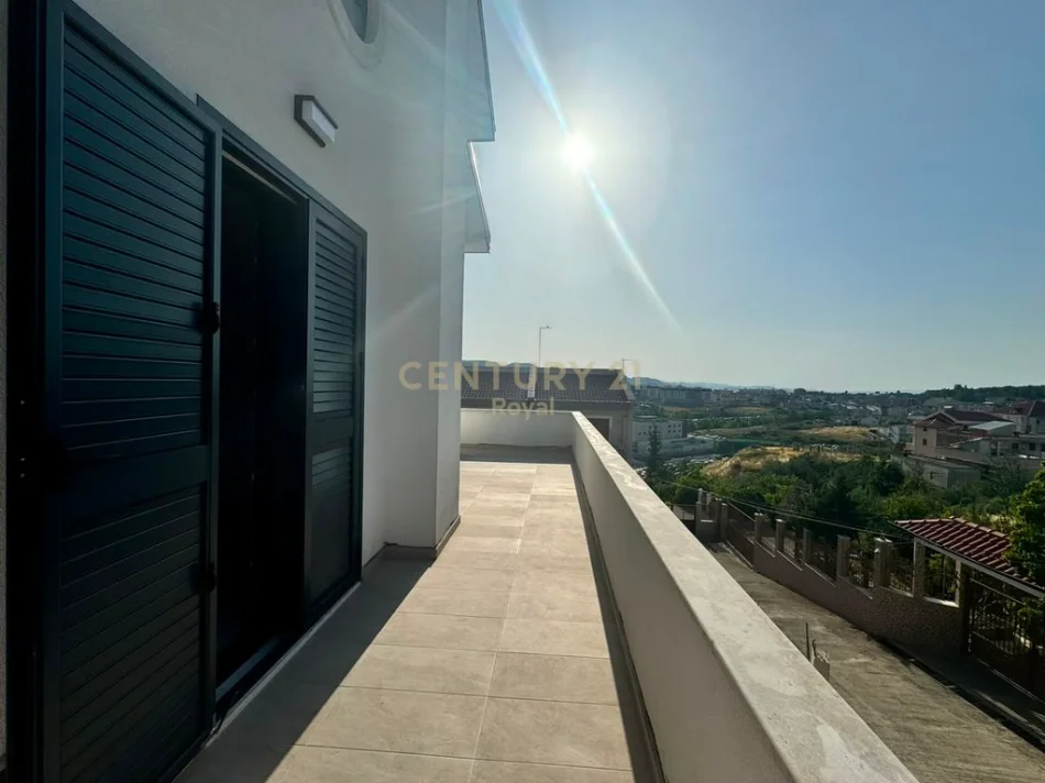 Tirane, jepet me qera apartament Kati 1, 100 m² 550 € (Sauk i Ri)