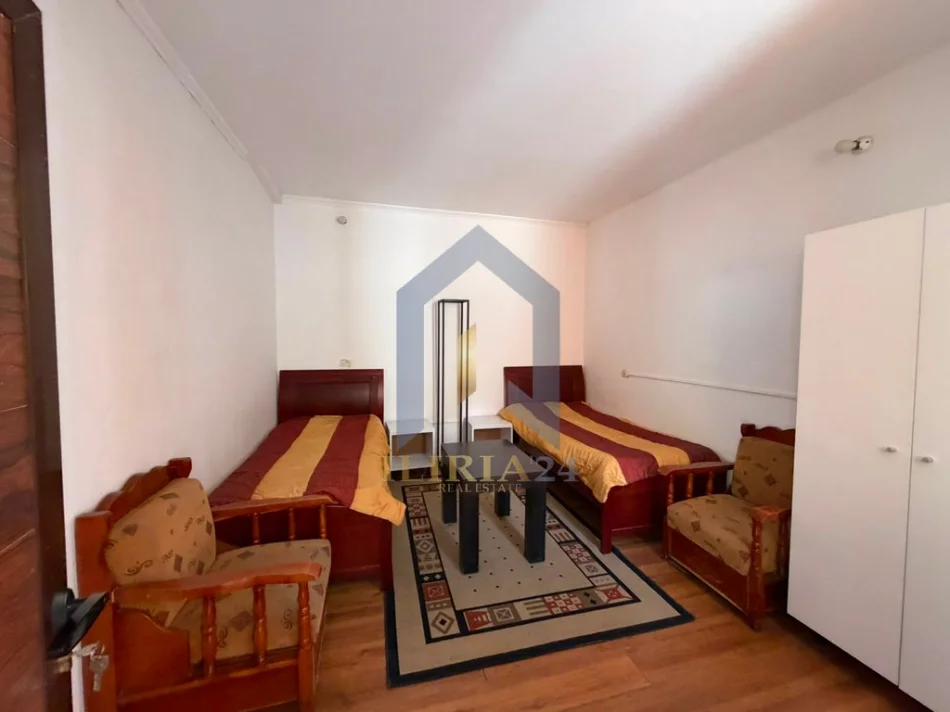 Tirane, jepet me qera garsonier Studio Kati 0, 40 m² 280 € (Rruga Gjergj Legisi)