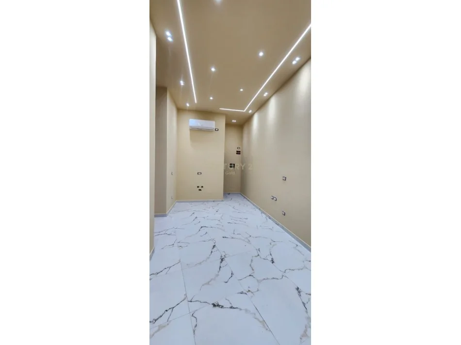 Tirane, jepet me qera ambjent biznesi Kati 0, 33 m² 1.150 € 