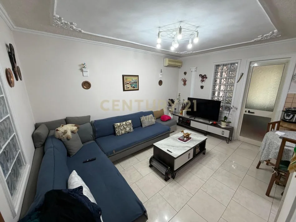 Tirane, shitet apartament 2+1 Kati 5, 72 m² 160.000 € (Shkolla e Baletit)
