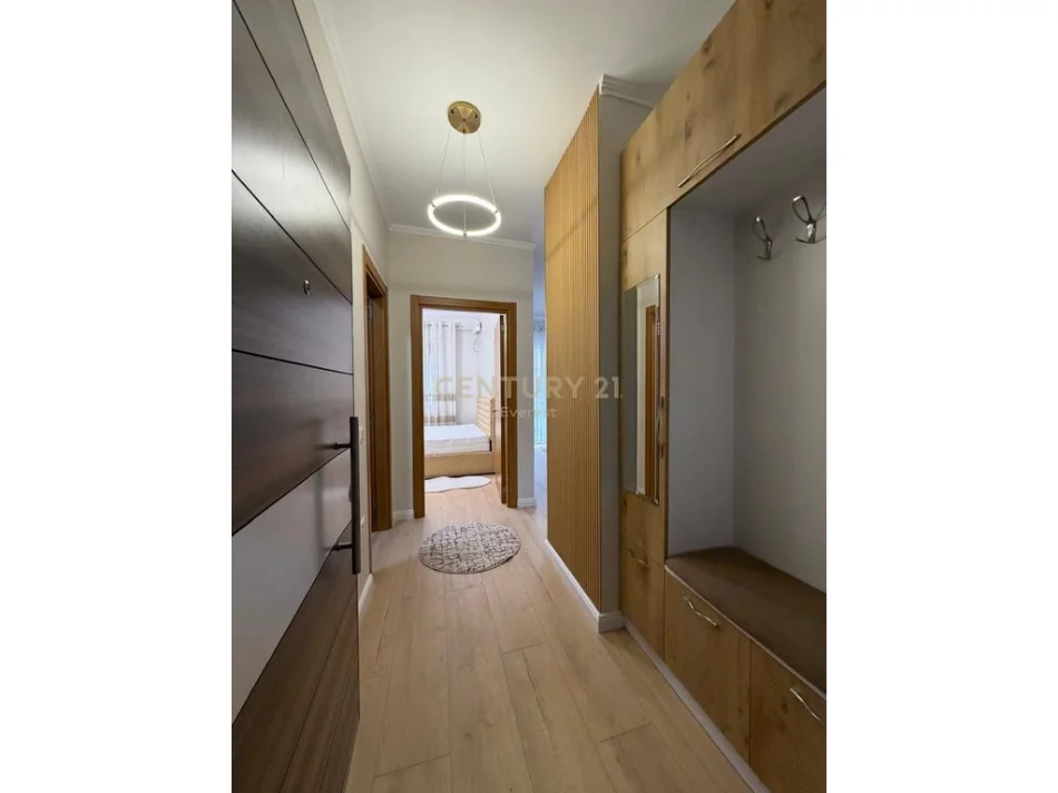 Tirane, shitet apartament 1+1 Kati 2, 60 m² 142.000 € (Kompleksi Golden Park)