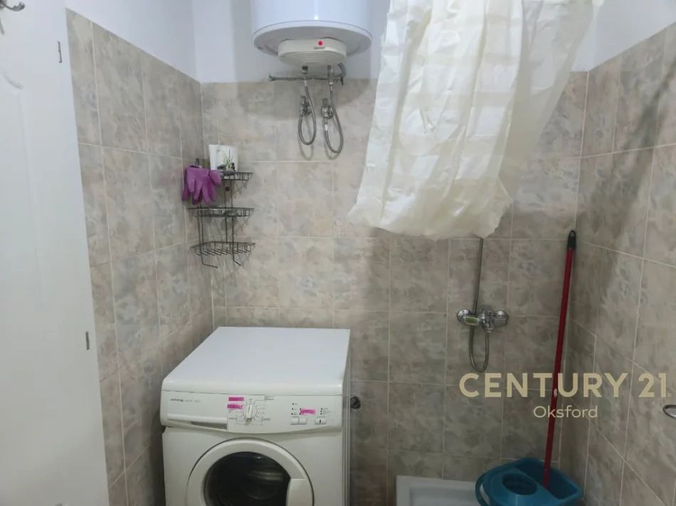 Tirane, jepet me qera apartament 1+1 Kati 3, 65 m² 500 € (Ish Fusha e Aviacionit)