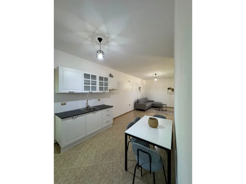 Tirane, jepet me qera apartament 1+1 Kati 2, 1 m² 400 € (Ali Demi)