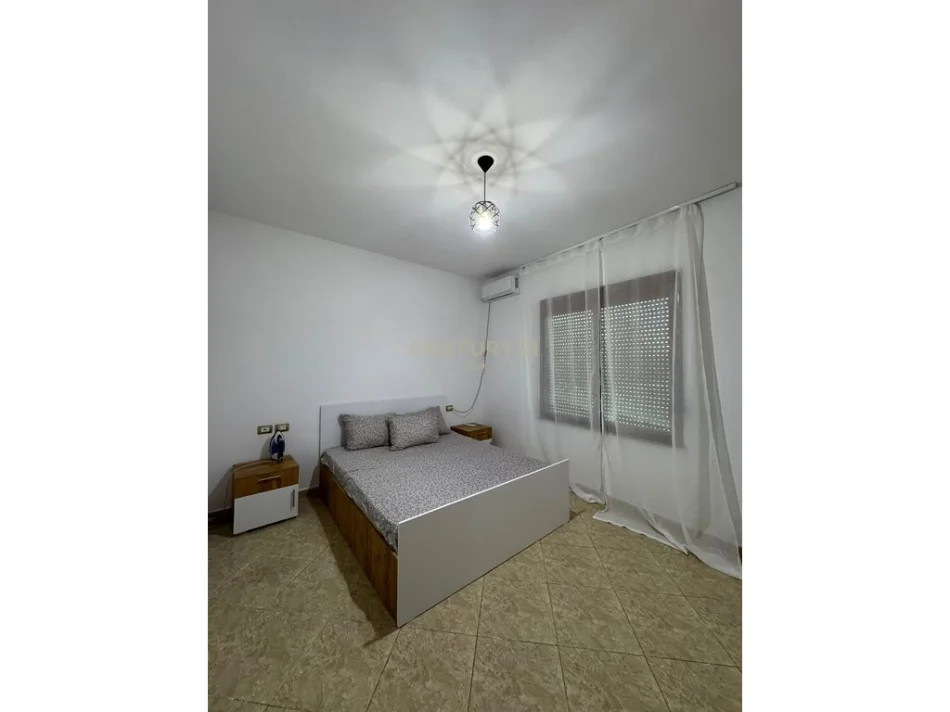 Tirane, jepet me qera apartament 1+1 Kati 2, 1 m² 400 € (Ali Demi)