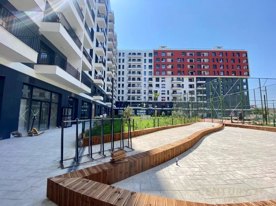 Tirane , jepet me qera apartament 1+1+post parkimi Kati 9, 70 m² 700 € (Bulevardi i Ri)