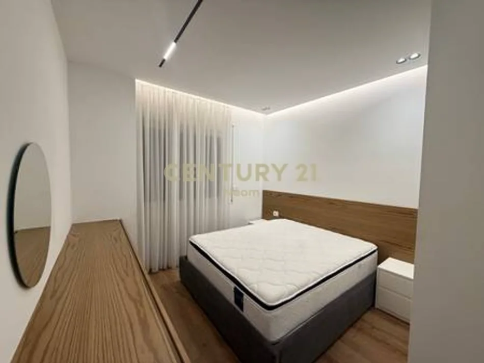 Tirane, jepet me qera apartament 2+1 Kati 6, 102 m² 1.200 € (kodra e diellit)