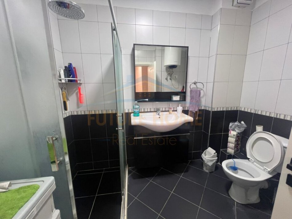 Tirane, shitet apartament 2+1+Ballkon Kati 1, 113 m² 215.000 € (Zogu i Zi)