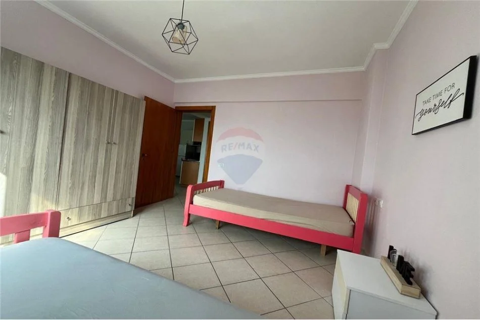 APARTAMENT 2+1 PER QIRA TEK KOMUNA E PARISIT