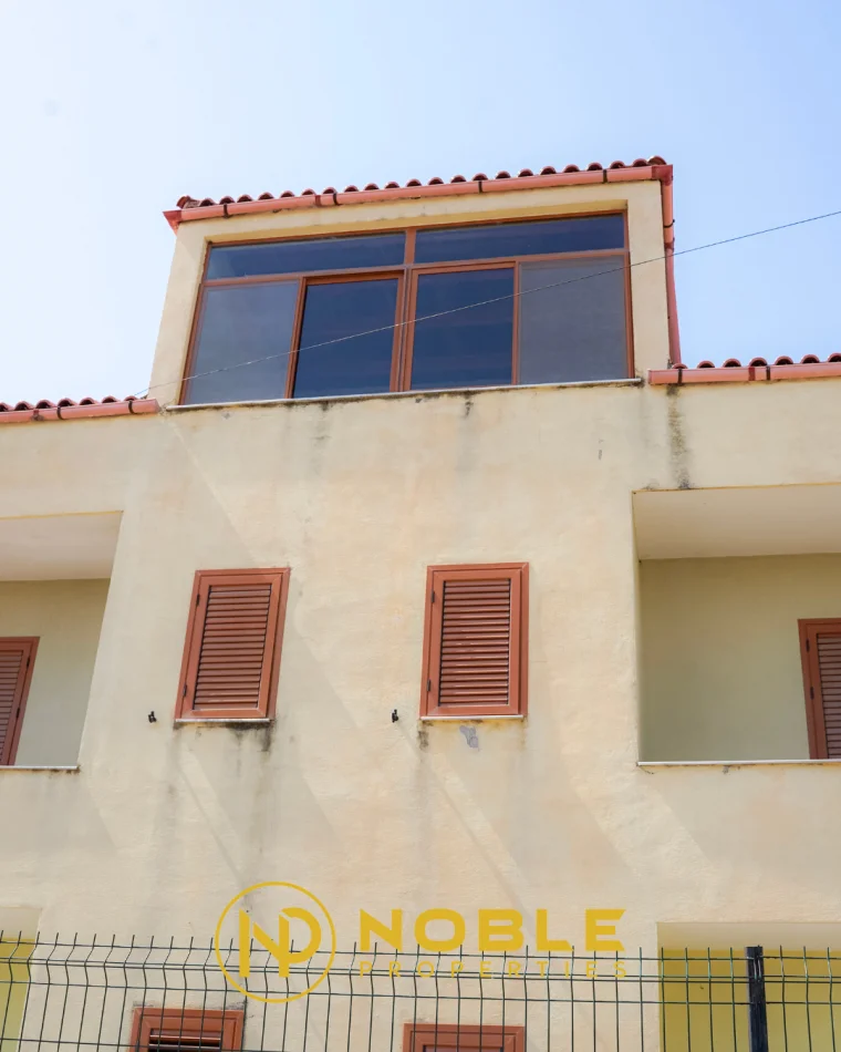 Durres, jepet me qera shtepi 3 Katshe , 329 m² 322.500 € (Plazh,Durres)