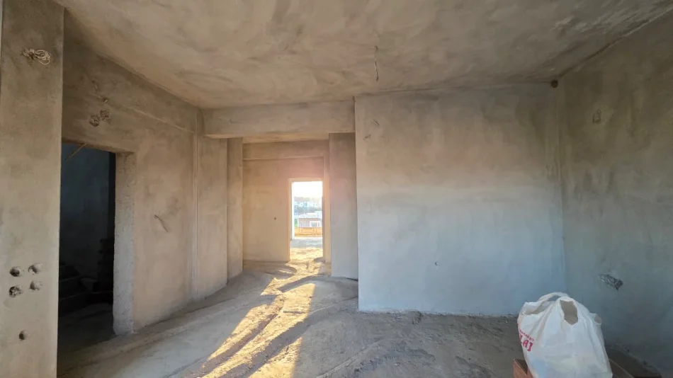 Vlore, shitet Vile 3 Katshe Kati 3, 500 m² 320.000 € (Lagjia 24 Maji – Rruga Mis Durhan)