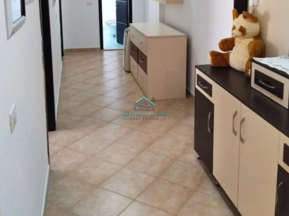 Vlore, shitet apartament 3+1+Ballkon Kati 4, 125 m² 250.000 € (Lungomare, vlore)