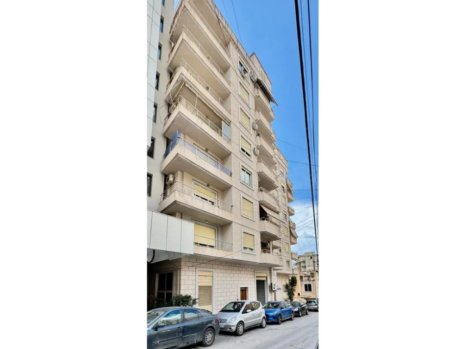 Sarande, shes apartament 2+1 Kati 6, 83 m² 220.000 € (Hotel Butrinti)