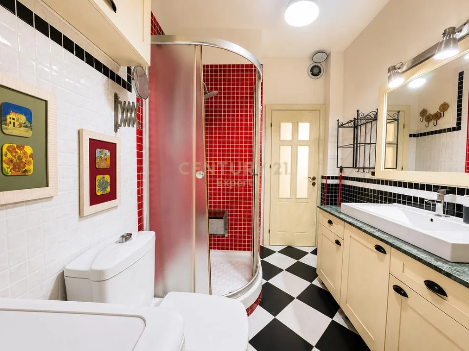 Tirane, shes apartament 1+1 Kati 4, 130 m² 270.000 € (Fondacion Elonore)
