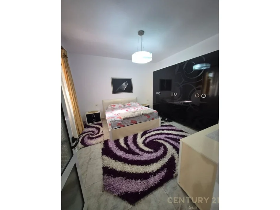 Tirane, jepet me qera apartament 1+1 Kati 1, 64 m² 400 €