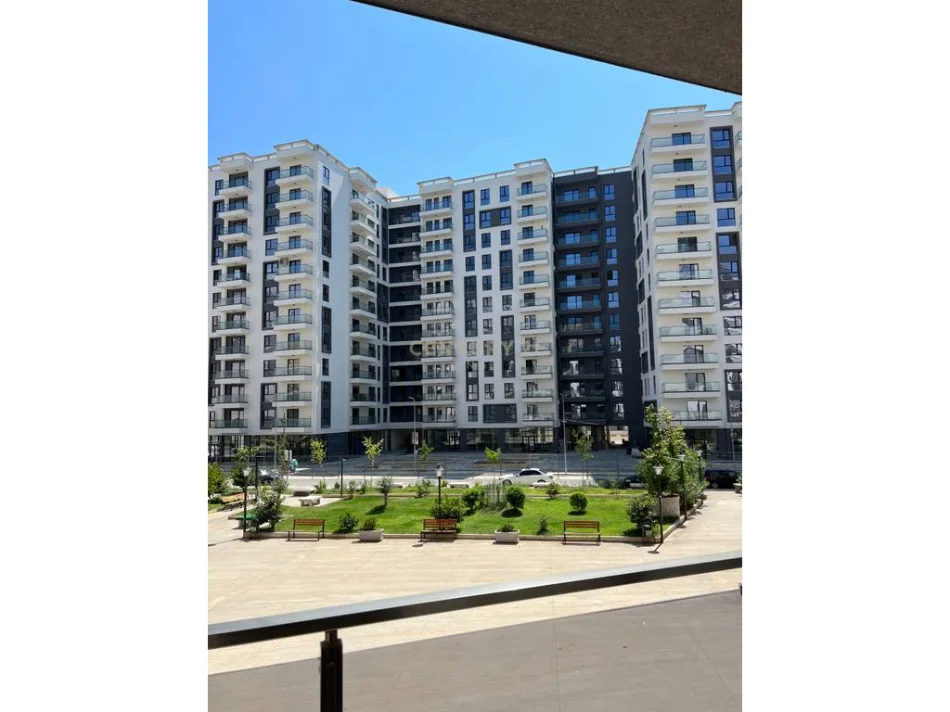 Tirane, jepet me qera apartament 1+1 Kati 1, 60 m² 500 € (Fusha e Aviacionit)