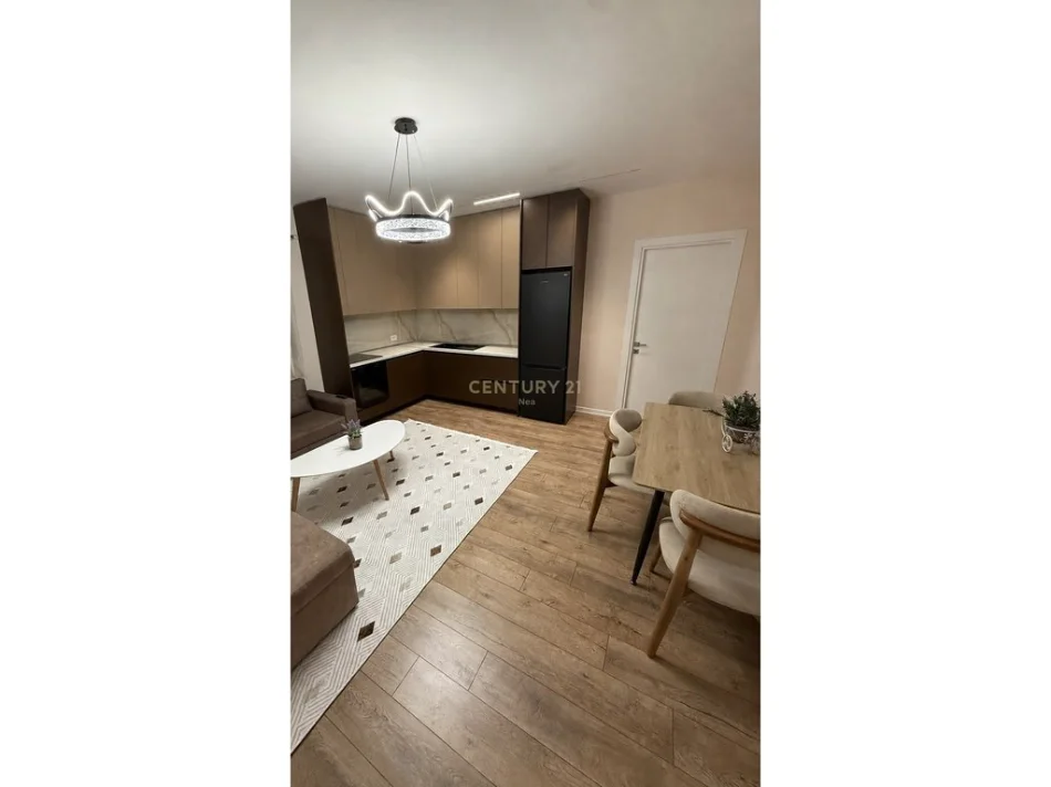 Tirane, jepet me qera apartament 1+1 Kati 1, 65 m² 400 € 