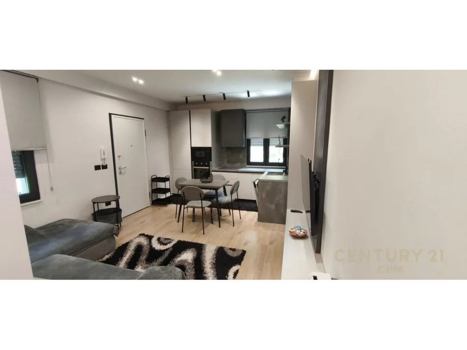 Tirane, jepet me qera apartament 1+1 Kati 3, 45 m² 500 € 