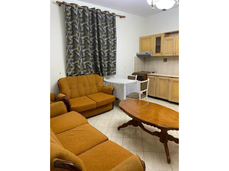 Tirane, jepet me qera apartament 1+1 Kati 1, 70 m² 400 € (Don Bosko ONE146303)