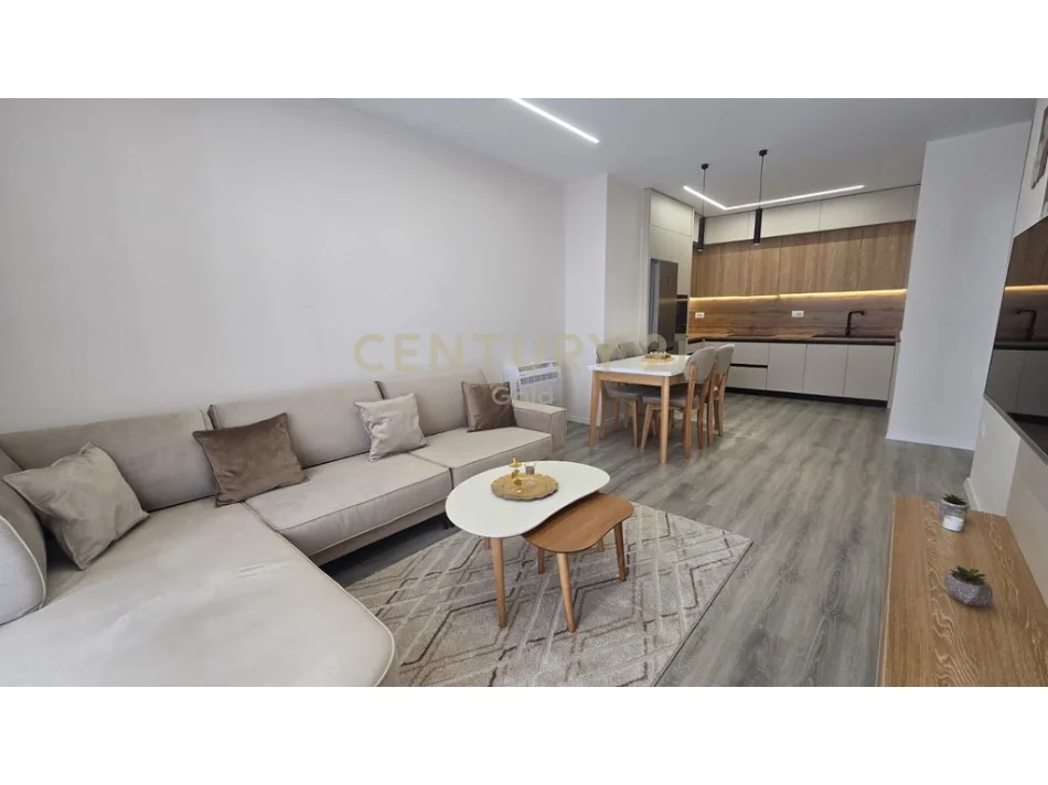 Tirane, jepet me qera apartament 1+1 Kati 6, 78 m² 650 € (Rezidenca e 88, Laprake)