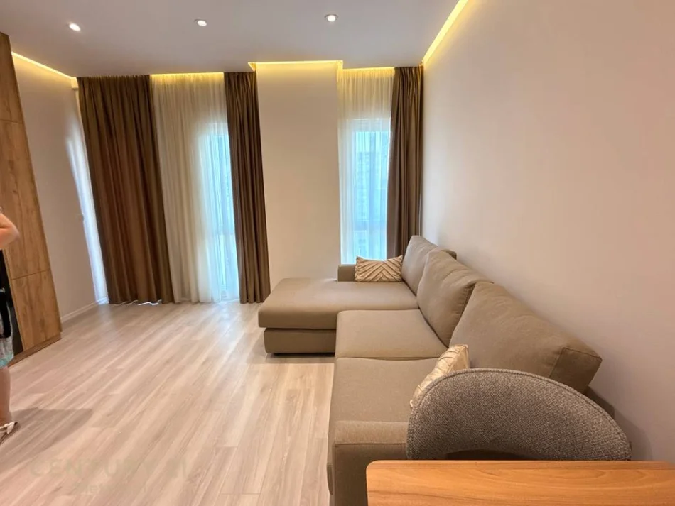 Tirane, jepet me qera apartament 1+1 Kati 9, 71 m² 700 € (Zogu i Zi Metropol146433)