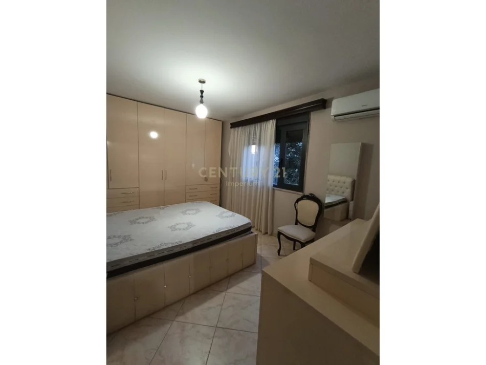 Tirane, jepet me qera apartament 1+1 Kati 3, 68 m² 700 € (Rruga e Kavajes IMP146438)