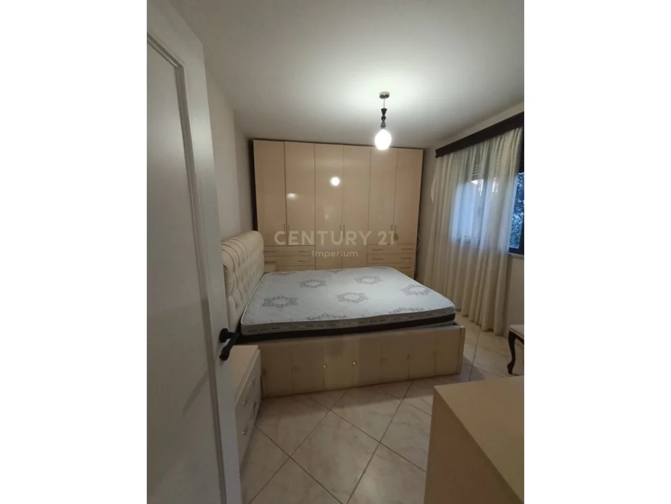 Tirane, jepet me qera apartament 1+1 Kati 3, 68 m² 700 € (Rruga e Kavajes IMP146438)