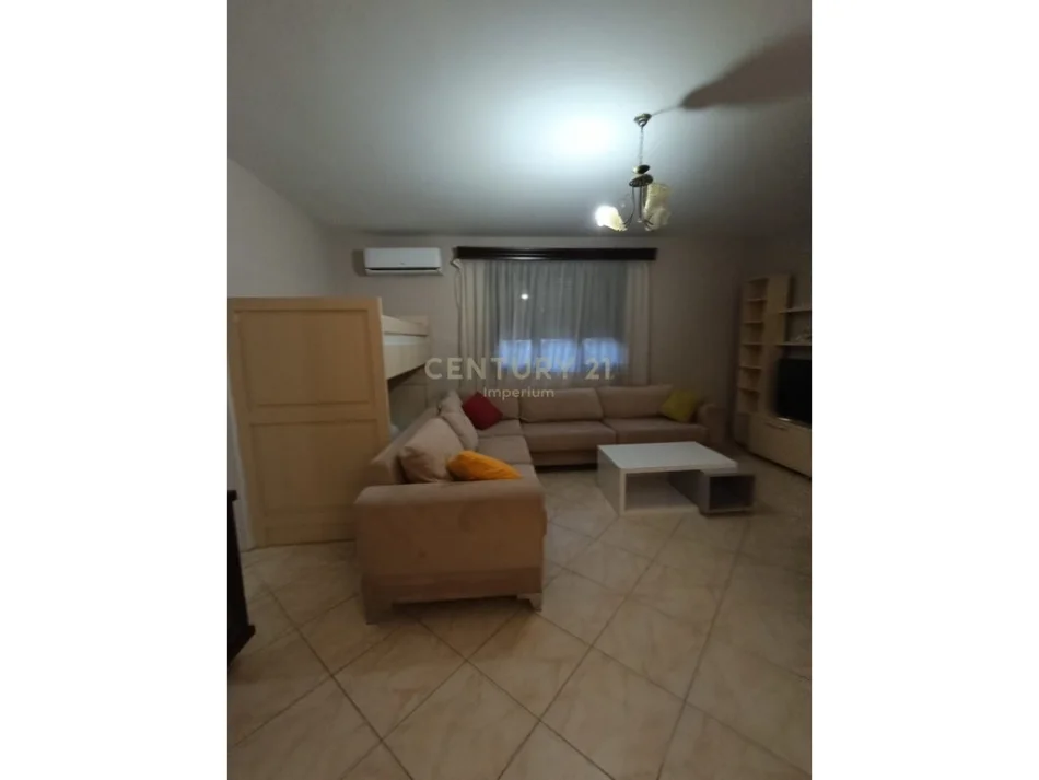 Tirane, jepet me qera apartament 1+1 Kati 3, 68 m² 700 € (Rruga e Kavajes IMP146438)
