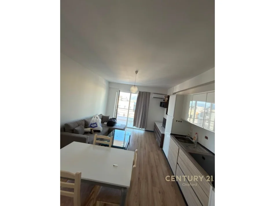 APARTAMENT 1+1 PER QIRA NE ASTIR! Kati 7, 85 m² 450 €