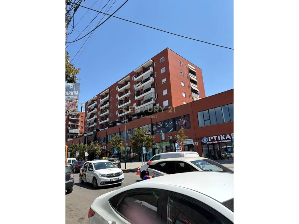 Tirane, shitet apartament 2+1 Kati 1, 122 m² 125.000 € (Kamez everest146498)