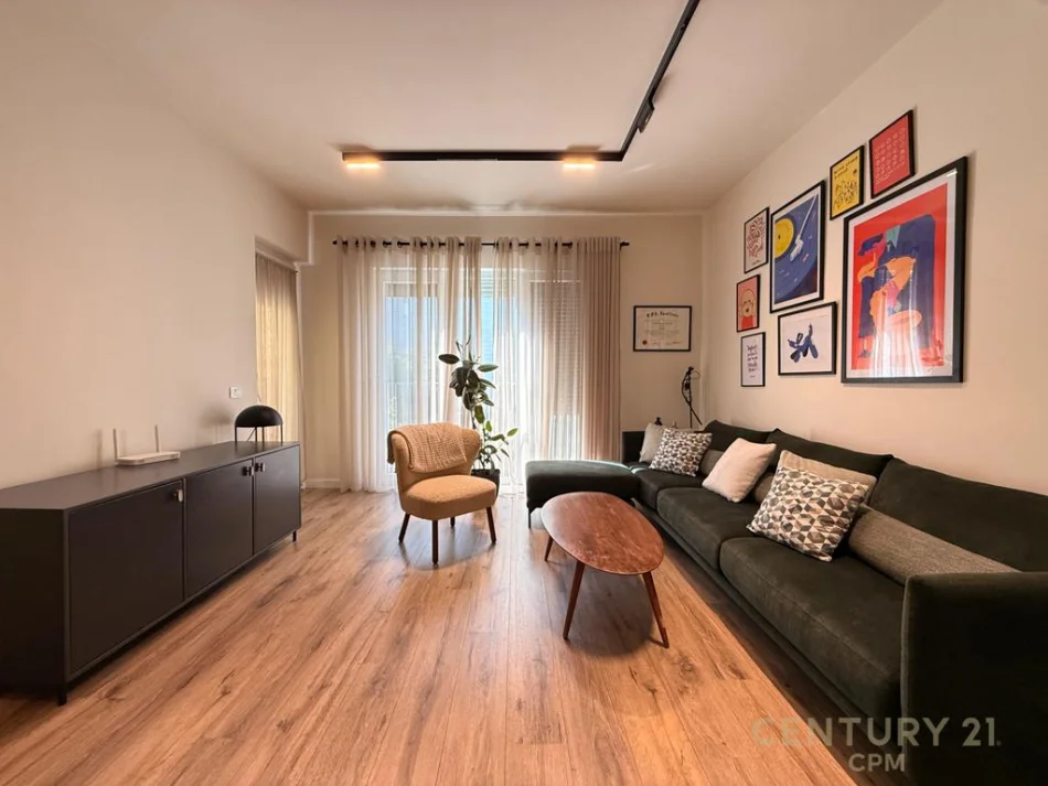 Tirane, jepet me qera apartament 1+1 Kati 1, 70 m² 770 € (Sauk bot146537)