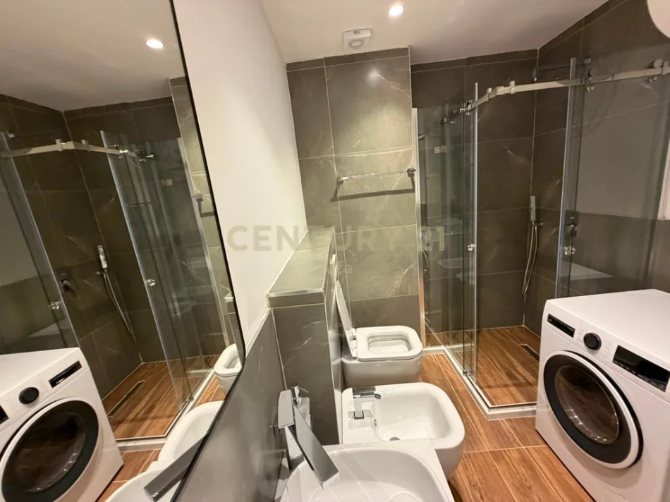 Tirane, jepet me qera apartament 1+1 Kati 6, 70 m² 1.000 € 