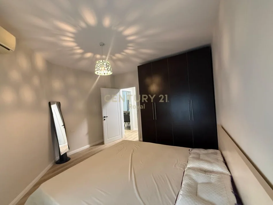 Tirane, jepet me qera apartament 1+1+Ballkon Kati 3, 65 m² 600 € 