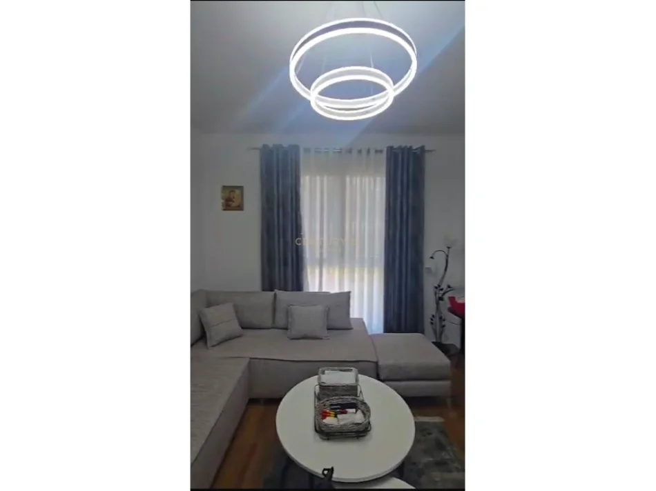 Tirane, shitet apartament 1+1 Kati 1, 56 m² 100.000 € (paskuqan)
