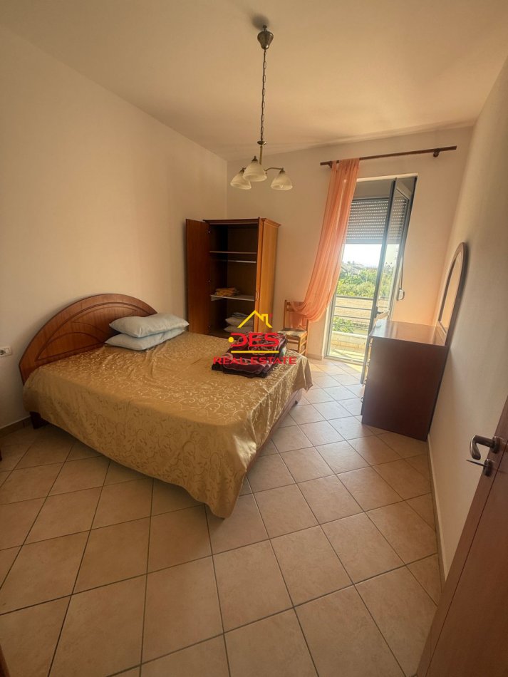 Vlore, jepet me qera apartament 1+1+Ballkon Kati 1, 70 m² 300 € (Orikum)