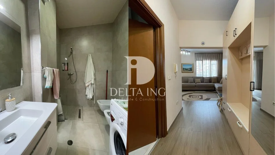 Tirane, jepet me qera apartament 2+1 Kati 4, 80 m² 800 € (Myslym Shyri)