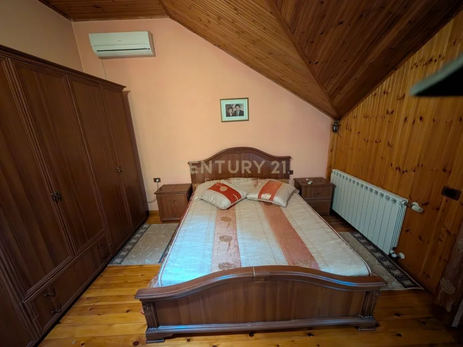 Vilë me qira në Fresk