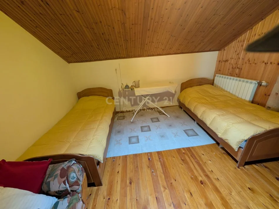 Vilë me qira në Fresk