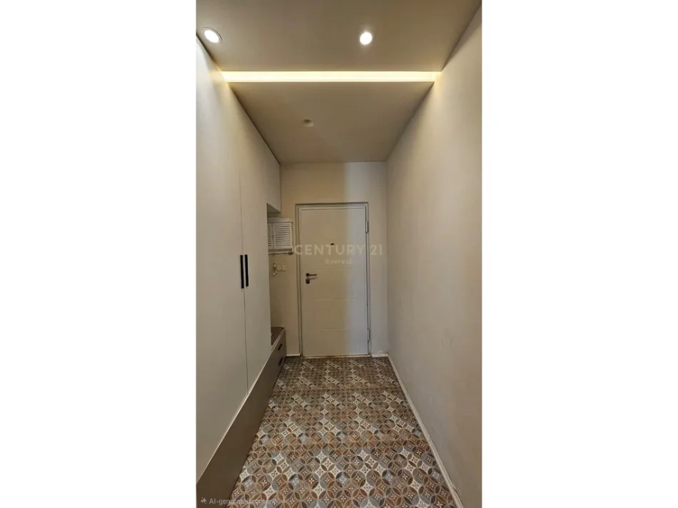 Tirane, jepet me qera apartament 2+1 Kati 11, 120 m² 1.000 € 