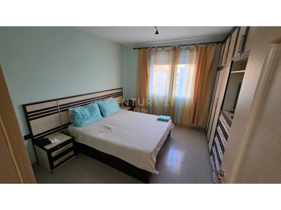 Tirane, jepet me qera apartament 1+1 Kati 3, 56 m² 430 € 