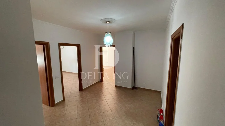 Tirane, shitet apartament 2+1+Aneks+Ballkon Kati 1, 112 m² 275.000 € (Komuna Parisit Kompleksi Kika 1)