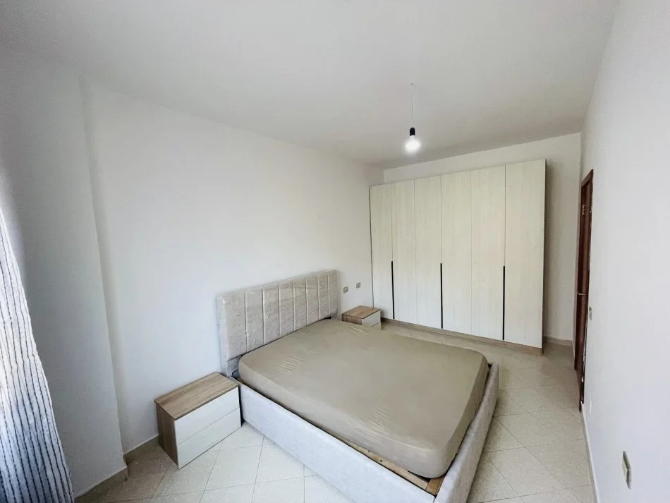 Tirane, jepet me qera apartament 2+1 Kati 7, 75 m² 500 € (Astir)