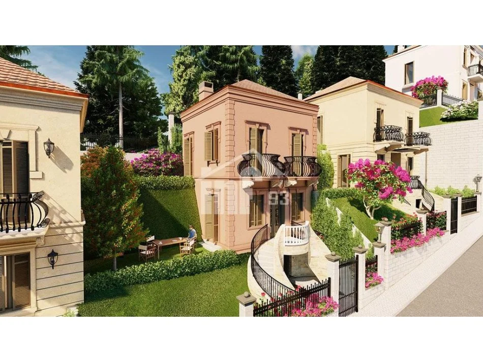 Korce, shitet apartament Dublex , 121 m² 260.000 € (KOMPLEKSI TURISTIK “BELVEDERE KORÇA”)