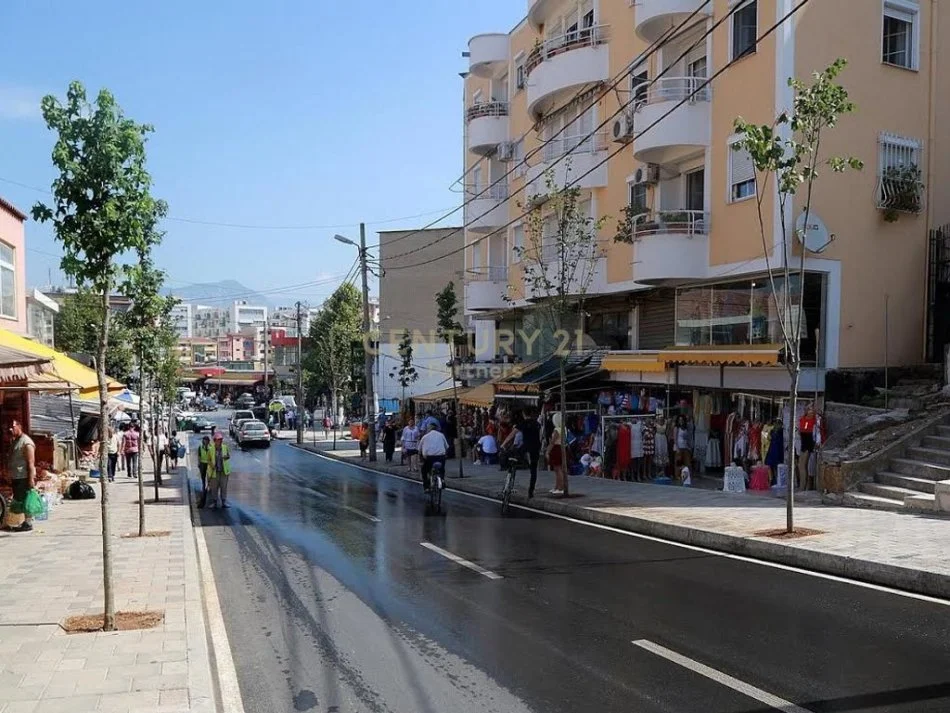 Tirane, shes apartament 2+1 Kati 6, 85 m² 135.000 € (Rruga 5 Maji)